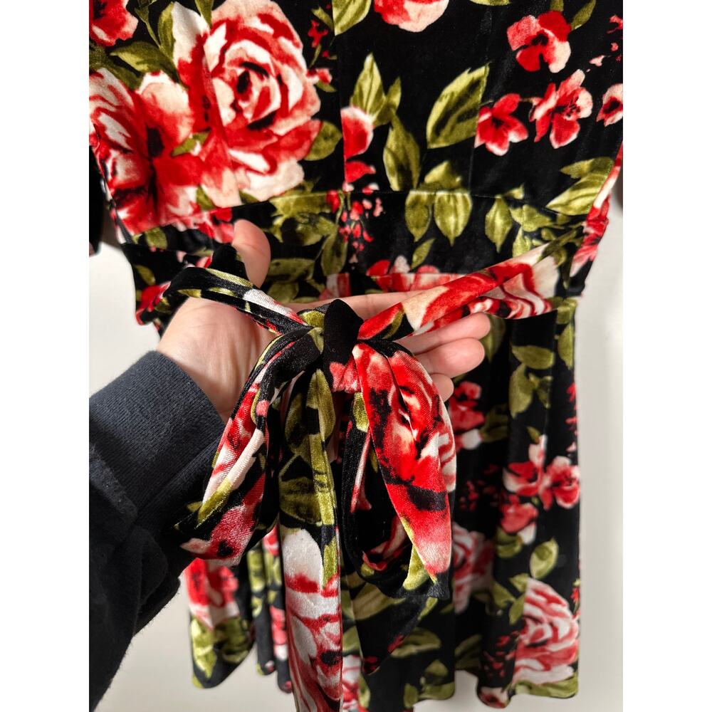 Show Me Your Mumu Tallara Romper Vavoom Velvet Size Small Flowy Tie Back Floral - Picture 5 of 9
